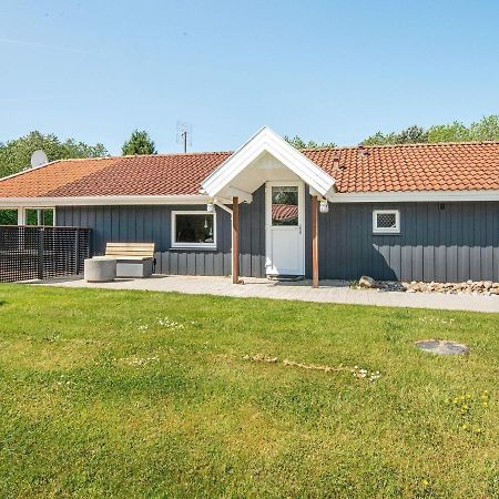 8 Person Holiday Home In Hejls Exteriér fotografie