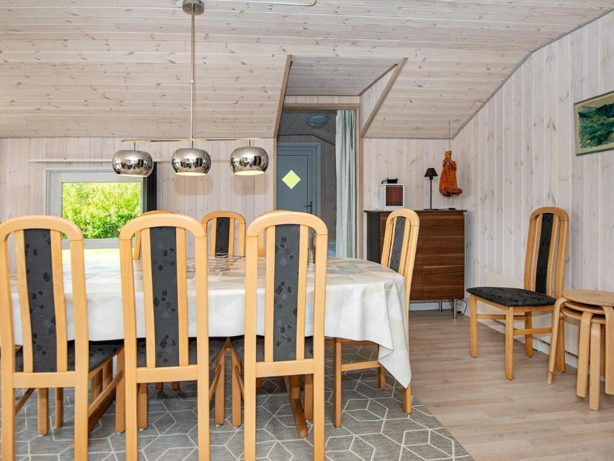 8 Person Holiday Home In Hejls Exteriér fotografie