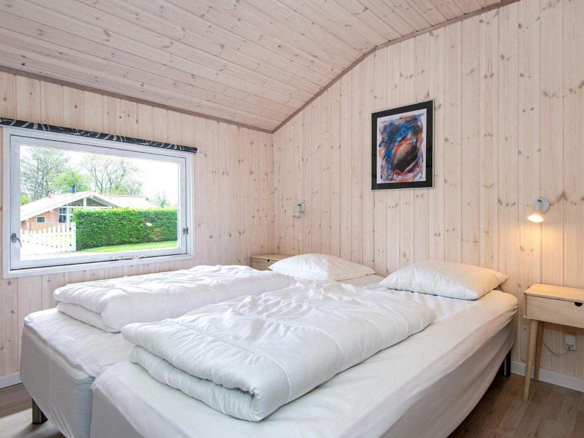 8 Person Holiday Home In Hejls Exteriér fotografie