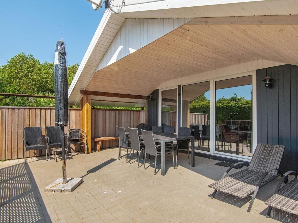 8 Person Holiday Home In Hejls Exteriér fotografie